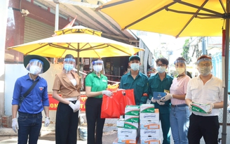 Nghệ sĩ chung tay phòng chống dịch