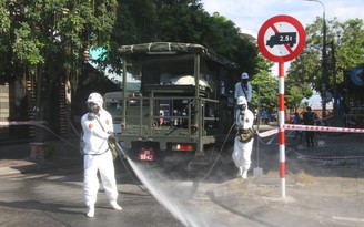 Lây nhiễm cộng đồng tăng ở Đà Nẵng, Bình Dương