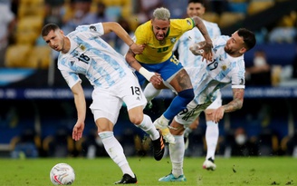 Vì sao có Neymar, tuyển Brazil vẫn mất chức vô địch?