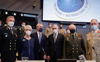 Mỹ và NATO nhất trí quan điểm trước khi đối thoại Nga