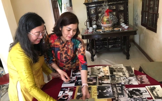 Trung tâm Lưu trữ quốc gia 3 tiếp nhận tài liệu quý của văn nghệ sĩ Thừa Thiên - Huế