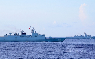 Trung Quốc vừa kêu gọi hòa bình, vừa gây rối trên Biển Đông