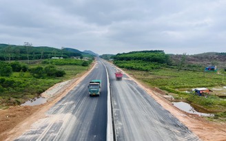 Thúc đẩy đầu tư công phải bằng biện pháp căn cơ, lâu dài