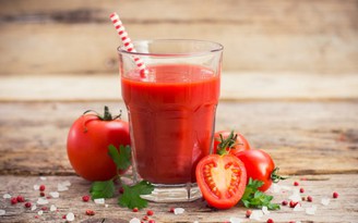 5 tác dụng phụ đáng ngạc nhiên khi uống nước ép cà chua