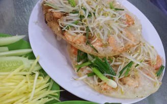 Hương vị quê hương: Bánh xèo tôm nhảy Quy Nhơn