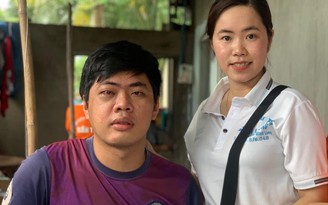 “Em lấy chồng rồi thì ai lo cho người nghèo khó?”