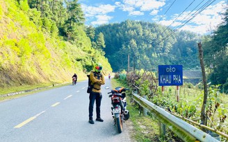 Chàng trai phượt xuyên Việt bằng xe máy chỉ vì... thích leo đèo