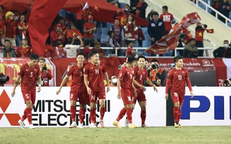 Tuyển Việt Nam 3-0 Malaysia: Trận thắng nhiều hạt sạn