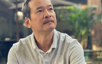 Nhà thơ Đinh Nho Tuấn và 'cú đúp' trong văn chương