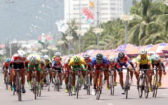 Giải xe đạp truyền hình TP.HCM đua mở màn ở phố đi bộ Nguyễn Huệ