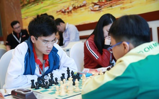 Quang Liêm, Anh Khôi cùng thắng ở giải cờ vua quốc tế UAE