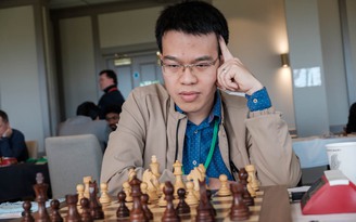 Lê Quang Liêm bứt phá mạnh mẽ ở giải Cờ vua FIDE Grand Swiss