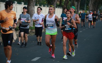 Hào hứng giải marathon TP.HCM chào năm mới 2020