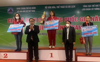 Cờ tướng TP.HCM thắng lớn giải vô địch quốc gia Cúp Phương Trang
