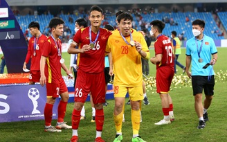 Vừa vô địch Đông Nam Á, người hùng U.23 Việt Nam gia nhập Phố Hiến