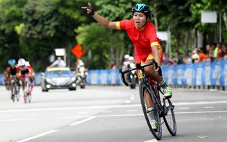 Nóng: Nguyễn Thị Thật xuất sắc vô địch xe đạp đường trường nữ châu Á 2022