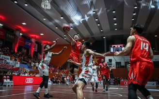 Giải bóng rổ VBA 2022: Danang Dragons thắng ngược Thang Long Warriors