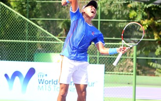 Lý Hoàng Nam ‘lội ngược dòng’ vào chung kết giải quần vợt nhà nghề Malaysia