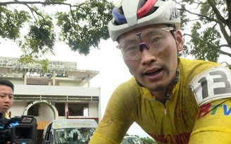 Tay đua Hàn Quốc lại độc diễn ở giải xe đạp quốc tế truyền hình Bình Dương