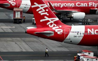 Rất nhiều nghi vấn quanh vụ máy bay AirAsia mất tích