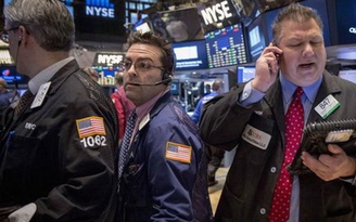Đô la Mỹ tăng giá, chỉ số S&P 500 giảm mạnh nhất trong 2 tháng