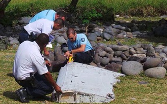 Phát hiện mảnh vỡ MH370 tại đảo Reunion trên Ấn Độ Dương?