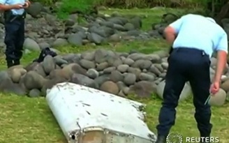 Ba manh mối cho thấy mảnh vỡ ở đảo Reunion có thể của MH370