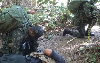 Quân đội Trung Quốc nhờ Brazil luyện kỹ năng chiến đấu trong rừng