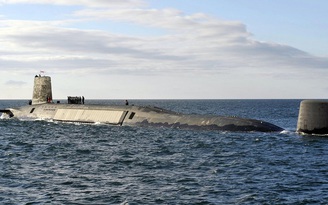 Tàu ngầm Anh phóng hỏng tên lửa: Mỹ xác nhận, Anh bác bỏ