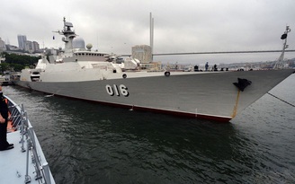 Chiến hạm Quang Trung rời Vladivostok về nước
