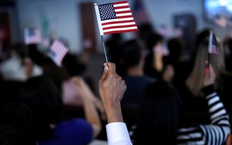 Nhiều người từ bỏ quốc tịch Mỹ