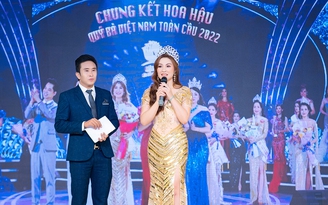 Á hậu Trần Thụy Thanh Nhã tổ chức tiệc tri ân sau đăng quang