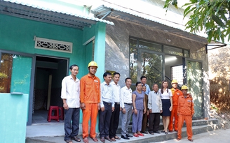 PC Quảng Nam bàn giao nhà tình nghĩa cho hộ Nguyễn Thị Thúy