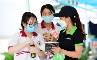 Gojek đồng hành cùng tân sinh viên trên mọi nẻo đường Gojek đồng hành cùng tân sinh viên trên mọi nẻo đường