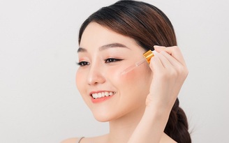 Top 9 serum chống lão hóa cho làn da trắng sáng tươi trẻ để nàng đón Tết