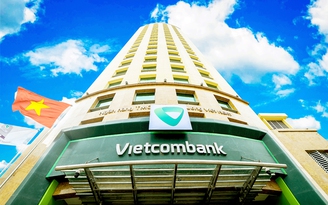 Vietcombank bán vốn thu 6.200 tỉ đồng, tiên phong giảm lãi vay