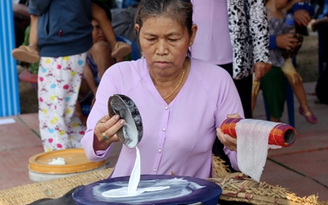 Bánh tráng phơi sương được vinh danh di sản phi vật thể quốc gia