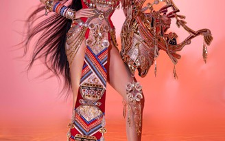 Kim Duyên quá gợi cảm khi diện National Costume “Hùng ca biển cả” của Lê Long Dũng