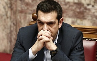 Hy Lạp nhượng bộ châu Âu, nhận gói cứu trợ 96 tỉ USD