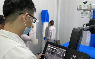 Bác sĩ trẻ áp dụng AI để khám và chữa bệnh cho người dân đảo Thạnh An