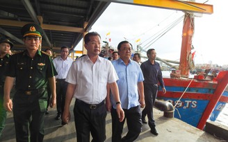 Bão Noru: Đà Nẵng cấm tàu thuyền xuất bến, không để ngư dân ở trên thuyền