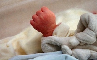 Chuyện về em bé hiến tạng nhỏ tuổi nhất nước Anh