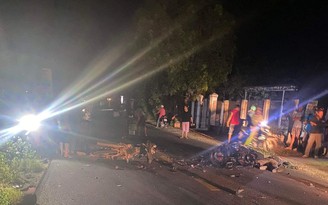Ninh Thuận: Hai xe máy máy tông nhau, 2 người tử vong