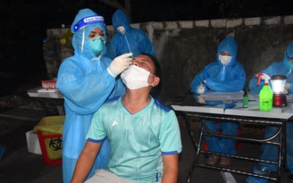 Nghệ An: 8 nhân viên y tế tại Bệnh viện dã chiến số 2 nhiễm Covid-19