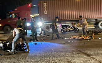TP.HCM: Tai nạn trên xa lộ Hà Nội, 1 người tử vong, 2 người bị thương nặng