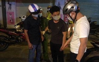 TP.HCM: Vứt ma túy đá hòng phi tang, không thoát khỏi tổ 363 Công an Gò Vấp