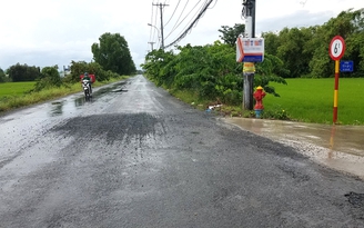 TP.HCM: Điều tra vụ nạn nhân trình báo bị nhóm người lạ dọa chém, cướp xe máy