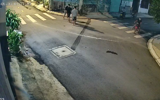 TP.HCM: Người chạy xe ôm ở Bến xe miền Tây bị đâm, cướp xe máy