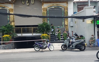 TP.HCM: Giúp người bị truy sát, một nhân viên quán karaoke trên đường Phan Văn Trị bị đâm chết