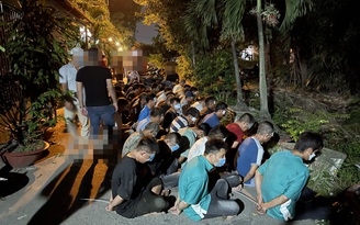TP.HCM: Công an bắt quả tang 45 người tham gia sới đá gà ăn tiền ven rạch